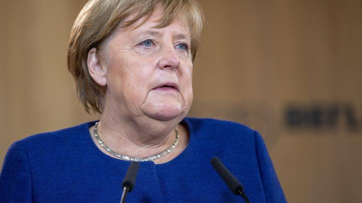 Merkel insiste en adoptar medidas más drásticas ante la evolución de la pandemia
