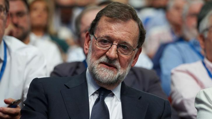 Un lunes muy lunes y mucho lunes: las claves de la declaración de Rajoy en el Congreso por la 'Kitchen'
