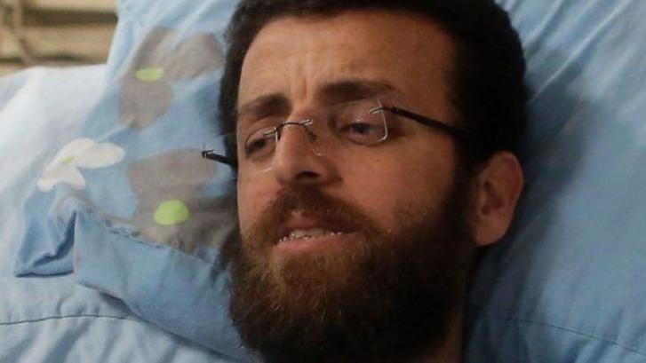 El preso palestino Mohamed al Qiq logra un acuerdo con Israel y pone fin a 94 días de huelga de hambre