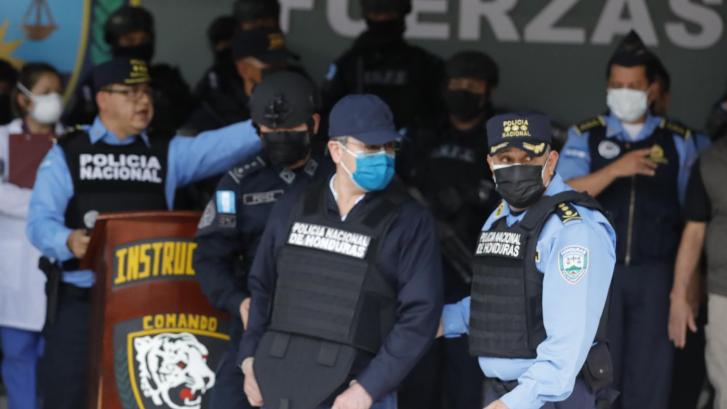 Dictan prisión provisional para el expresidente de Honduras Juan Orlando Hernández, acusado de narcotráfico por EEUU