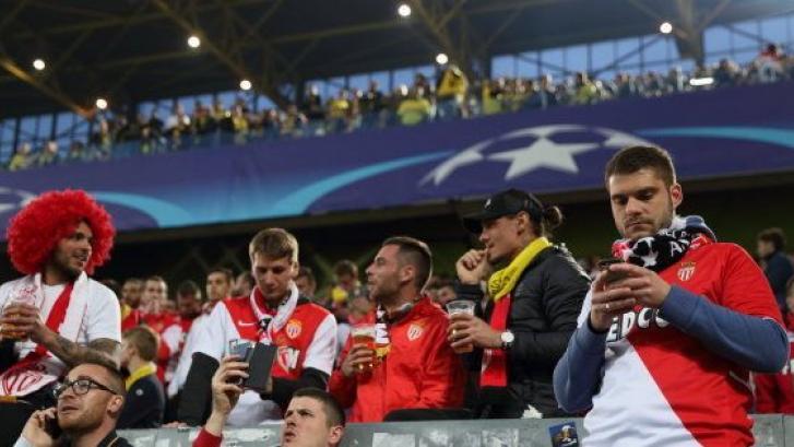 El precioso y ejemplar gesto del Dortmund con los aficionados del Mónaco