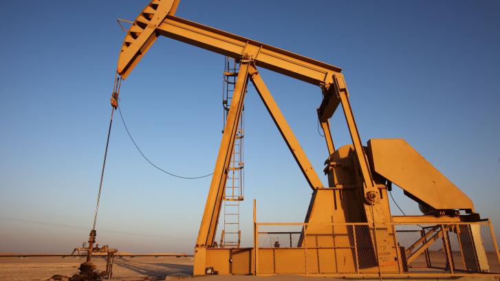 La OPEP y Rusia deciden mantener recortada su oferta petrolera