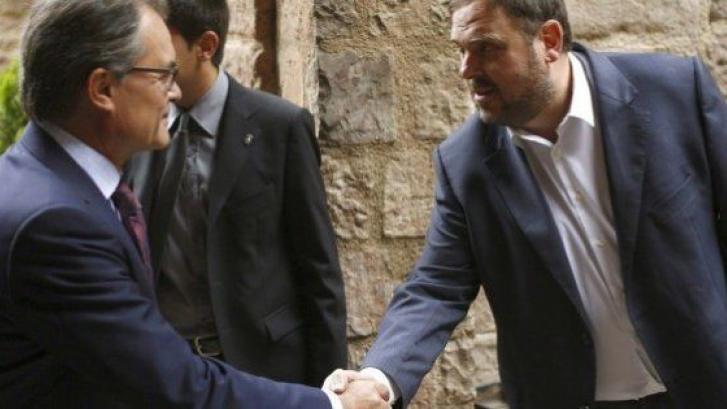 CiU y ERC pierden la mayoría absoluta en el Parlament según el CEO