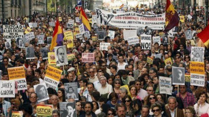 PP, PSOE y Cs rechazan una reforma para poder juzgar los crímenes del franquismo