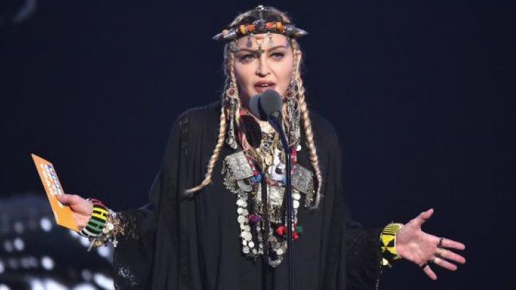 Duras críticas a Madonna por su homenaje a Aretha Franklin en los MTV VMAs