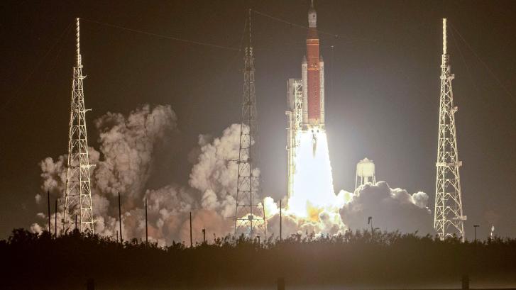 La nave Orión regresa con éxito de la Luna y pone fin a la histórica misión Artemis I