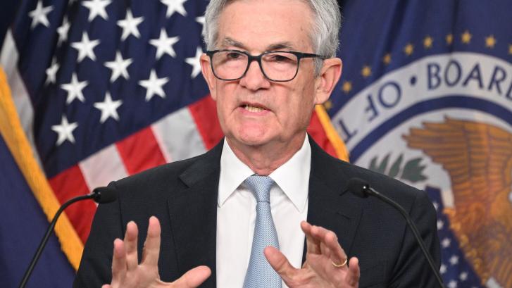 La Reserva Federal de EEUU echa el freno y sube los tipos de interés 'solo' 50 puntos básicos