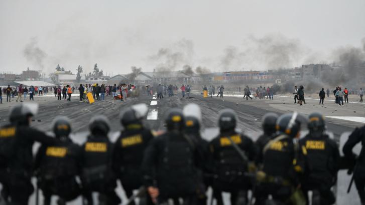 “El Perú tenía dos problemas: el presidente y el Congreso. Se fue uno nomás”