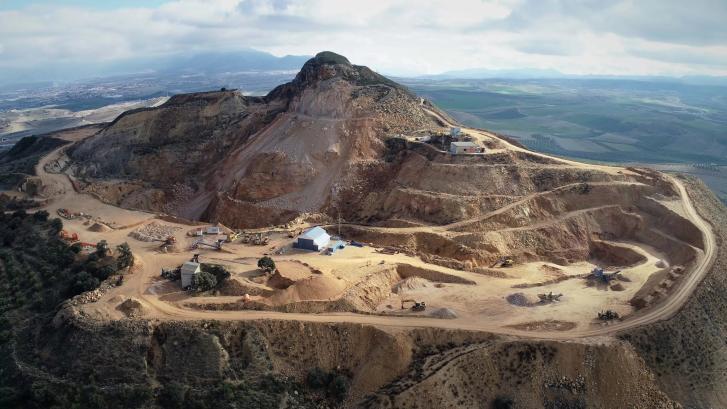 Granada guarda la mayor reserva europea de un mineral clave para la fabricación de chips