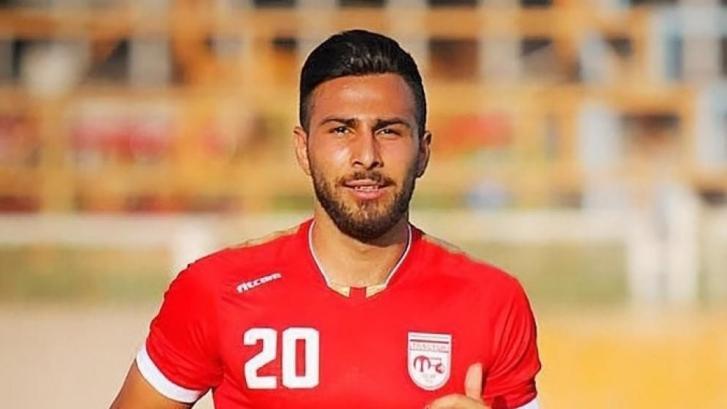 Condenado a 26 años de cárcel un futbolista iraní por participar en las protestas