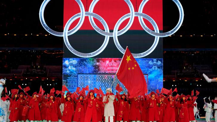 Pekín despide sus segundos Juegos Olímpicos, con jaque al virus y un nuevo escenario global