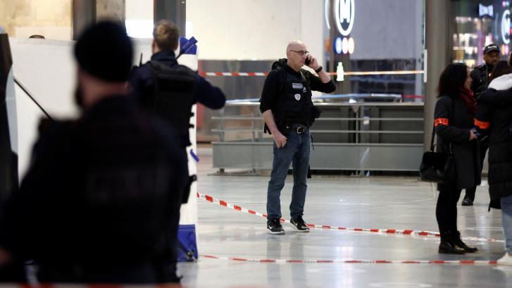 Al menos 6 heridos en un ataque con arma blanca en la Estación del Norte de París cuyo autor ha sido neutralizado