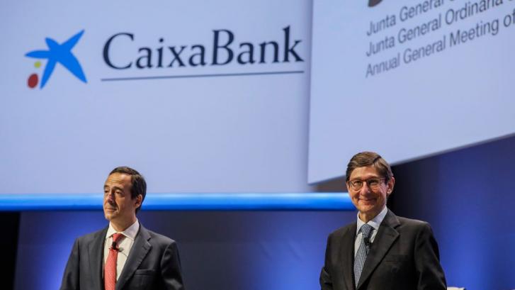 El Estado vota en contra de los sueldos de los directivos de CaixaBank en pleno ERE