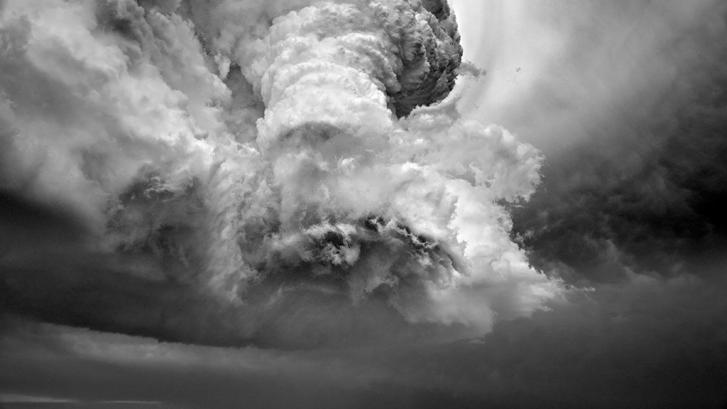 Mitch Dobrowner: retratos en blanco y negro de tormentas (FOTOS)