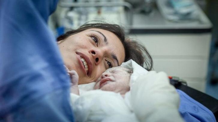 'Una cesárea no es un parto real' y otras falsas preocupaciones que debes ignorar