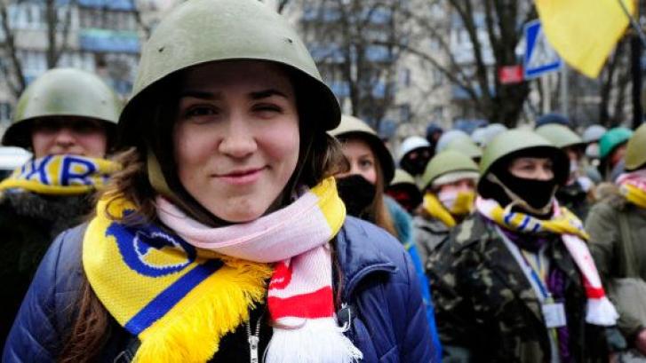 La oposición abandona el ayuntamiento de Kiev tras dos meses de ocupación