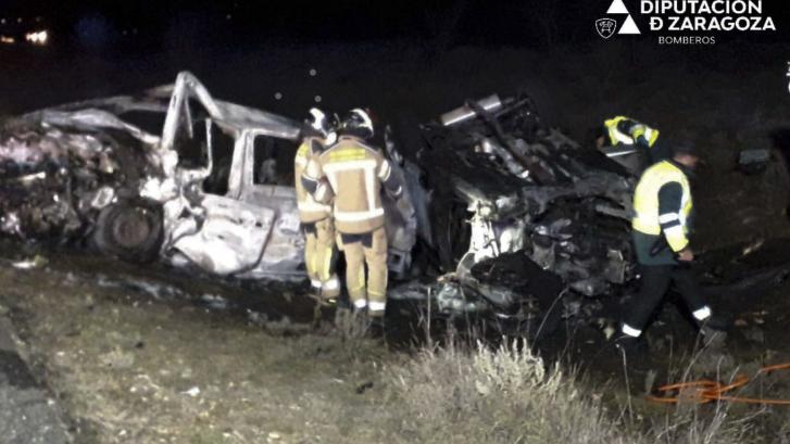 Mueren cuatro personas al colisionar dos vehículos en Torralba de Ribota (Zaragoza)