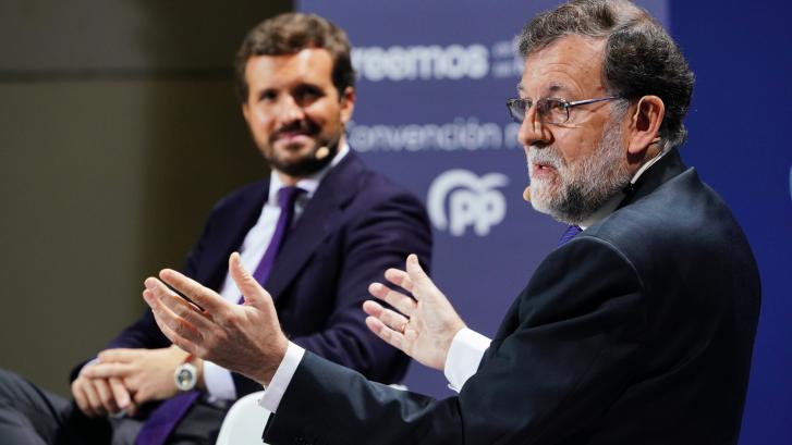 No le nombra, pero el 'dardo' envenenado que Rajoy le deja a Casado es de aúpa