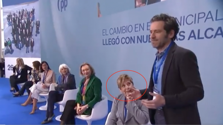 Hasta en el PP se dan cuenta de lo que hizo Villalobos mientras hablaba Sémper: él ya ha reaccionado