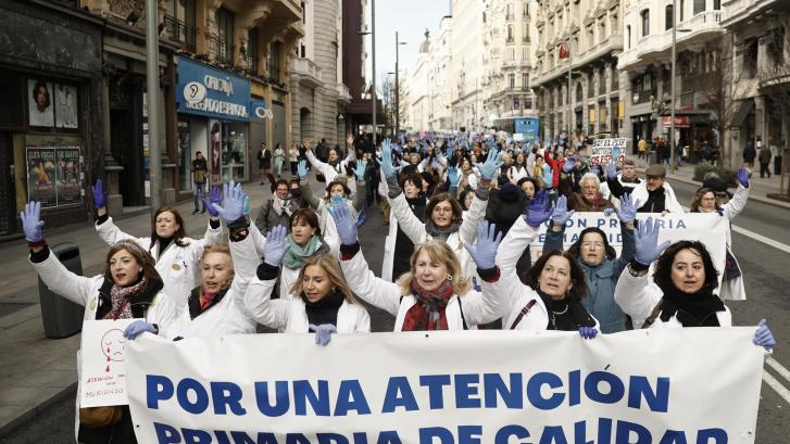Los vecinos de Madrid llaman a defender la sanidad pública para evitar su colapso