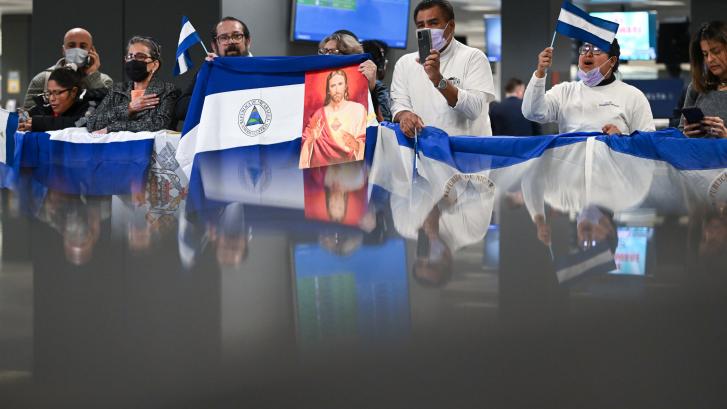 España ofrece la nacionalidad a los 222 presos políticos deportados de Nicaragua