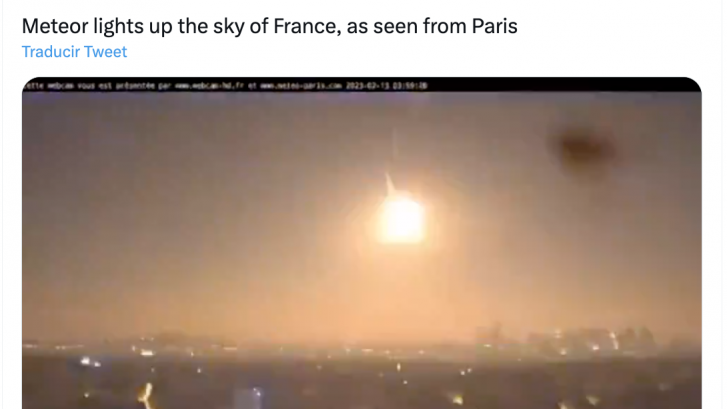 Un meteoroide ilumina la noche de París dejando un espectáculo celestial