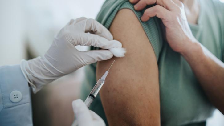 Las nuevas vacunas contra el virus VRS tienen una eficacia del 80%