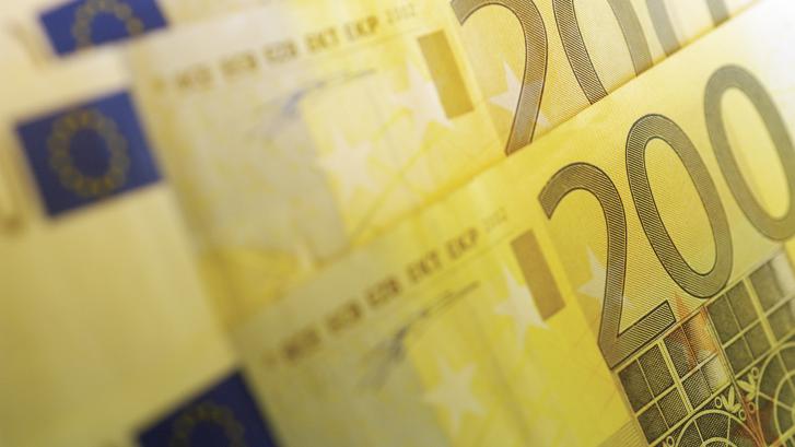 La letra pequeña del cheque de 200 euros: lo que se lleva Hacienda porque tributa en el IRPF