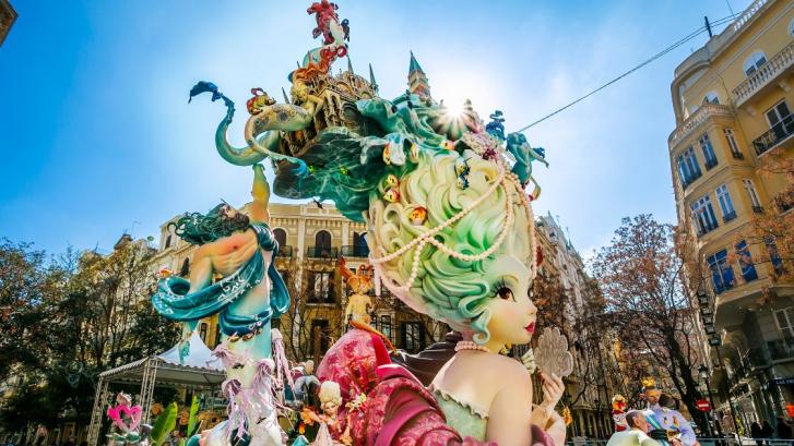 Llega el primer día grande de las Fallas y la AEMET advierte de un cambio radical en el tiempo