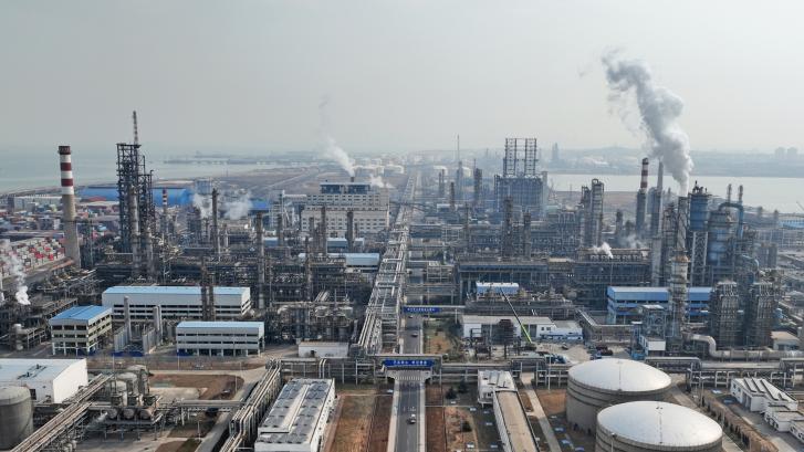 Una empresa estatal china perfora el pozo petrolífero terrestre más profundo de Asia
