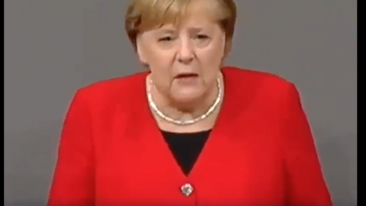 Los 40 segundos de Merkel que arrasan en Twitter tras las palabras de Bosé, Vaquerizo y Toni Nadal
