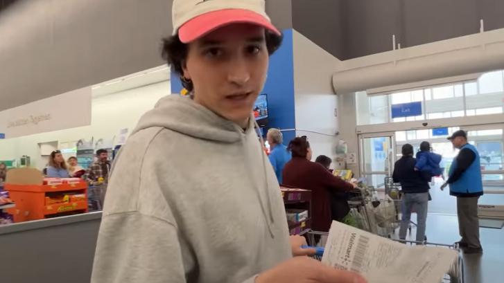 Un español enseña lo que cuesta hacer la compra en un supermercado barato de EEUU: ojo al precio del papel higiénico