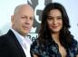 La mujer de Bruce Willis pide a los 'paparazzi' que no le griten por la calle