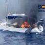 Dos narcos queman un velero cargado de cocaína en Tenerife al ser interceptados por Aduanas