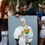 El horizonte que queda para el colectivo LGTBIQ+ en la Iglesia tras el acercamiento del papa Francisco