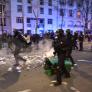 Más de 170 detenidos en graves disturbios durante las manifestaciones en París contra Macron