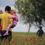Claves de la ley de Familias: nuevos permisos, días libres a parejas de hecho y más ayudas