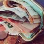 Una mujer encuentra 5.500 euros en efectivo que perdió hace años pero su banco se niega a aceptar los billetes