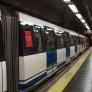 La causa por la que el Metro de Madrid circula por la izquierda