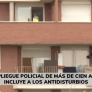 Desalojado en Alcobendas (Madrid) un bloque okupado por 300 personas, 180 niños
