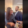 Graban este momento de Letizia con una influencer y escritora: ya son cientos los comentarios