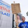La huelga de guionistas en Hollywood se acaba tras paralizar la industria 148 días