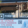 Muestra la "vivienda" que han puesto a la venta y la descripción da mucho que hablar