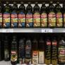 Pésima noticia con el aceite de oliva en plena guerra de precios en supermercados