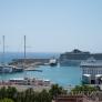 Un barco atraca en Málaga para cambiarse el nombre
