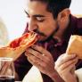 Ponen nombre al fenómeno que impide dejar de ver vídeos de comida grotesca