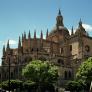 Enseña lo que se ha encontrado en el interior de la catedral de Segovia y ya es un fenómeno viral
