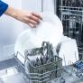 Investigan uno de los electrodomésticos más usados y topan con la amenaza: cada ciclo libera 920.000 microplásticos