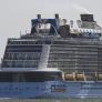 La 'ciudad flotante' jamás vista en Galicia pide atracar en puertos