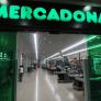 Muestra el interior de un Mercadona junto a lo que era antes y la comparación provoca una gran reacción